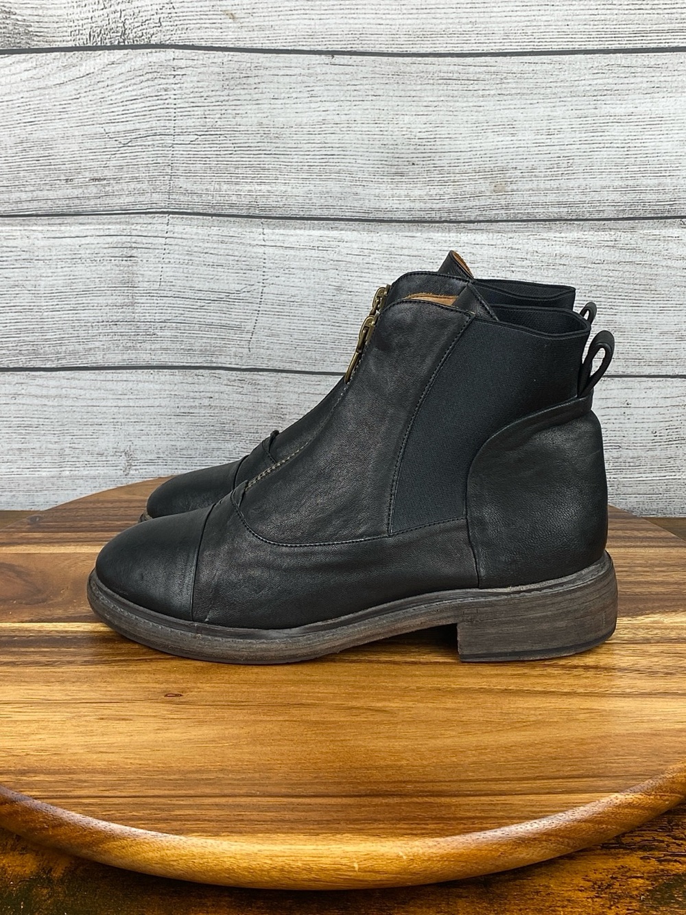 P Monjo P-887 Our Legacy Moto Low Ankle Front Zipper Boot Black Leather Size 8.5